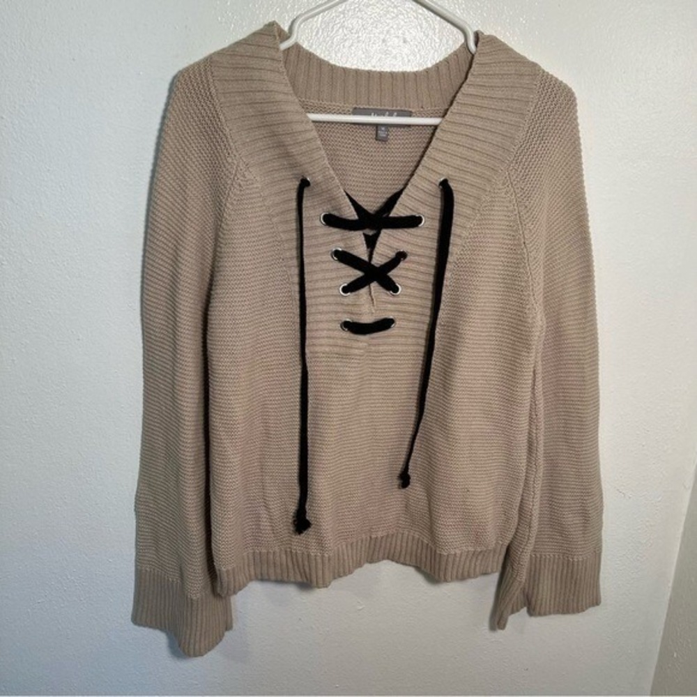 Marled Reunited Women's Sz Medium Lace Up V-Neck Sweater Beige Black Wide Sleeve
